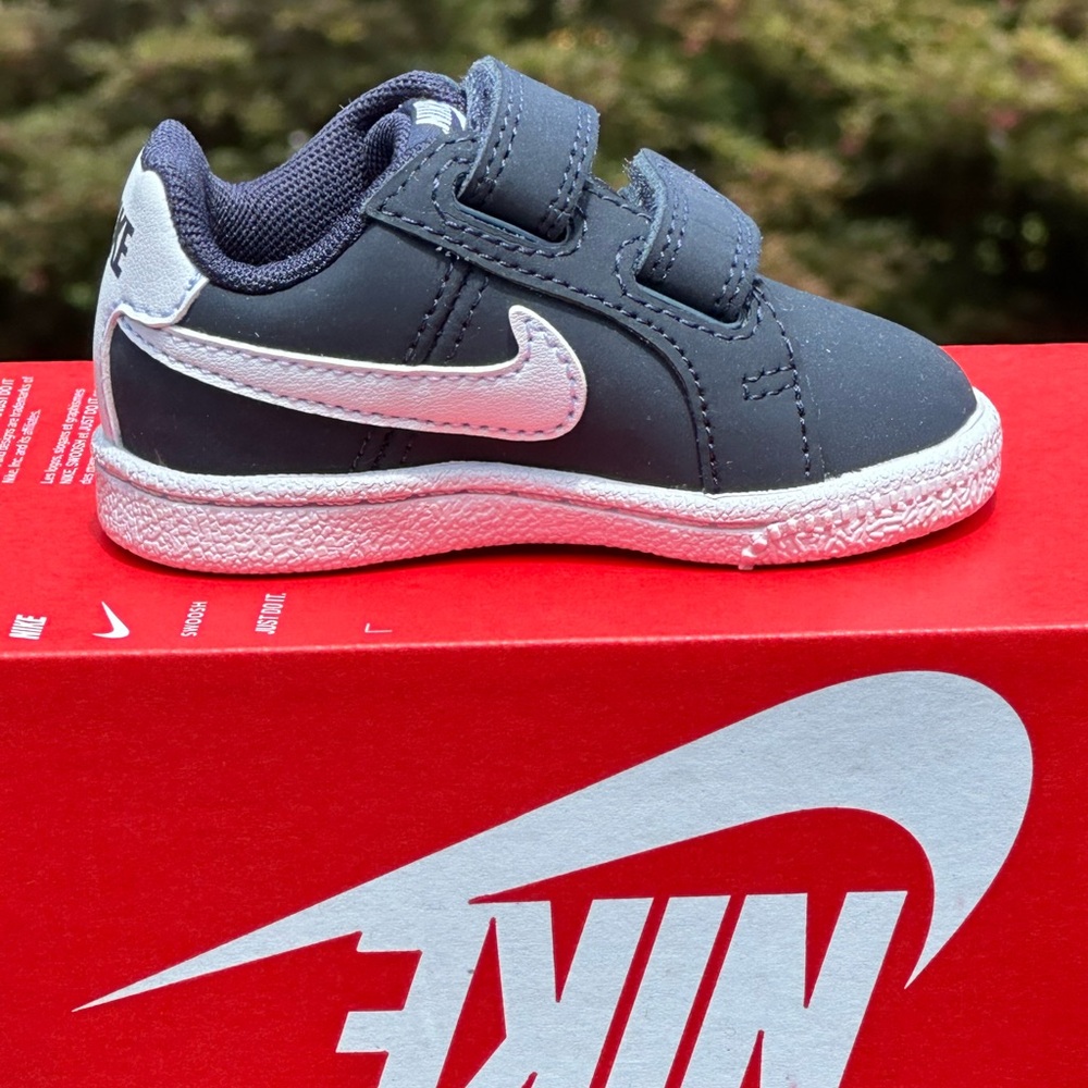 NEW Nike Preschool / Little Kid Court Royale TDV Low Casual Sneaker - 2Y 3Y - Picture 2 of 9